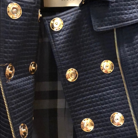 Authentic Burberry Jacket - Picture 11 of 16